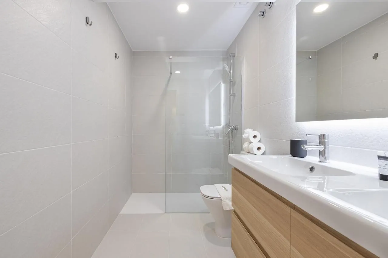 C26 Gorgeous 4 Bdrm Apartament In Plaza Uncibay Málaga Spagna